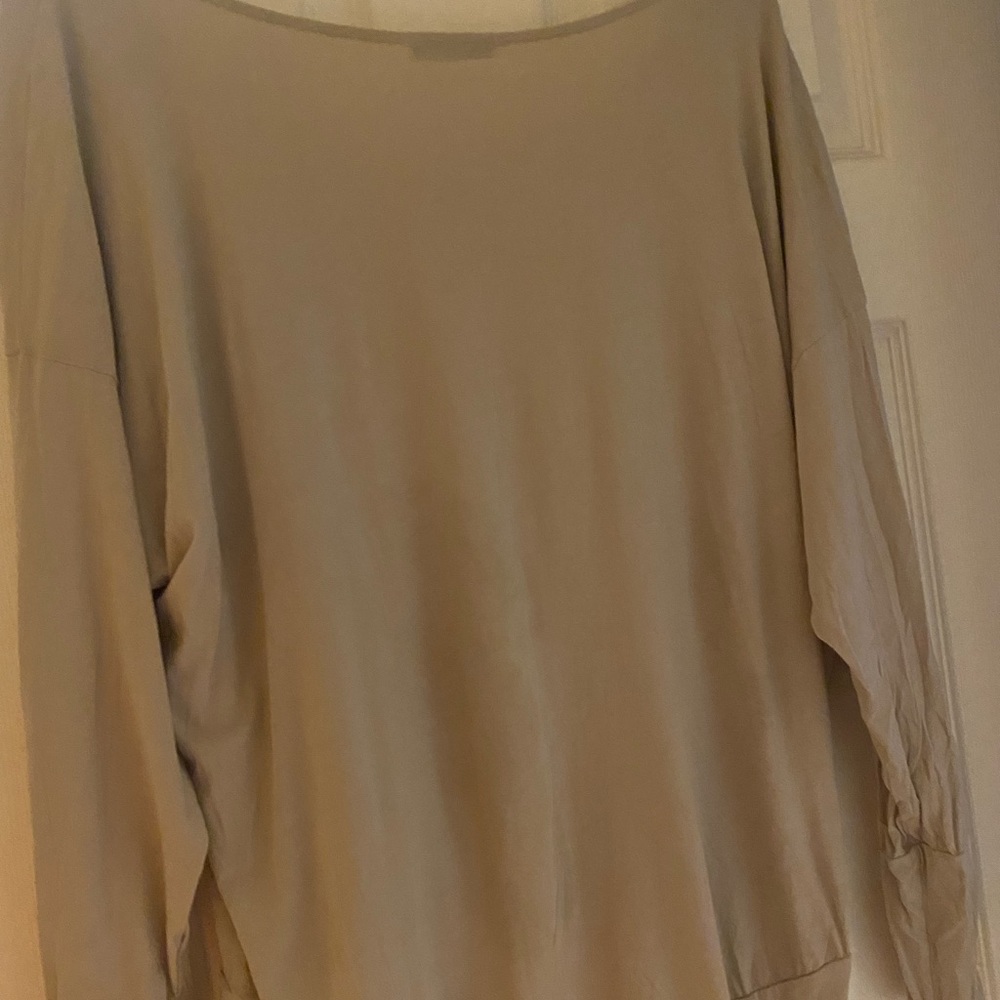 Low Rise Top